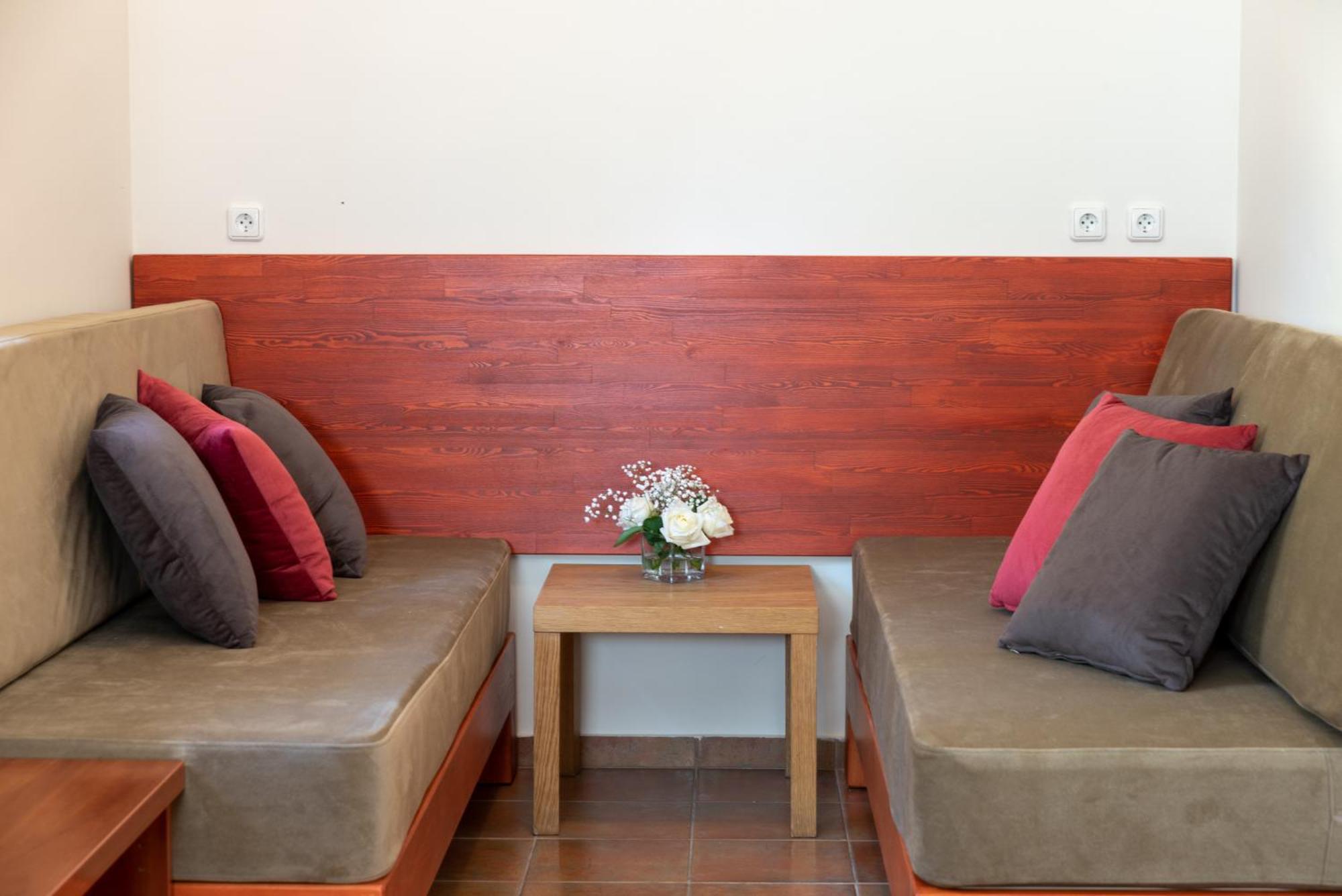 Corinthian Village Vrachati Room photo